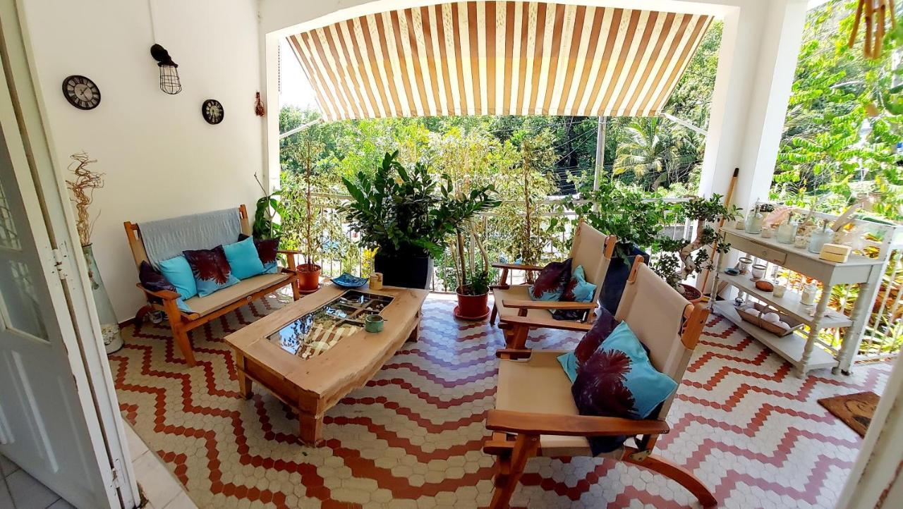 Grande Anse - Les Cocotiers Bed & Breakfast Trois-Rivieres Bagian luar foto